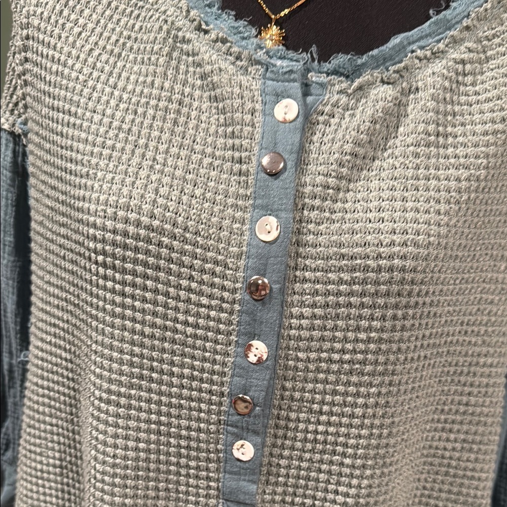 POL Women's Blue Waffle Knit Top - Picture 3 of 11